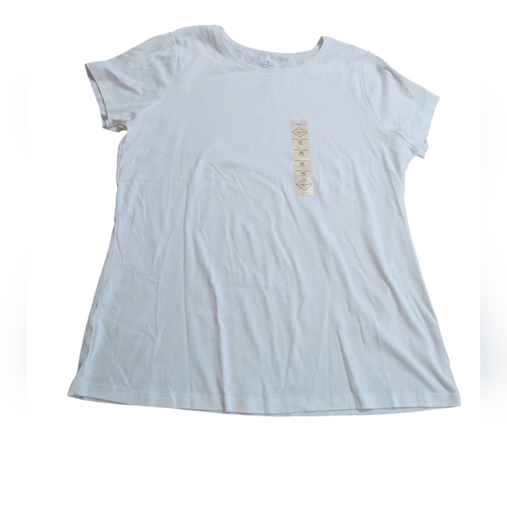 St. John’s Bay Women’s White Essential Tee Short Sleeve Crew Neck  Size 1X *NWT